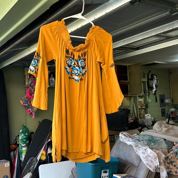 Shyanne Embroidered Off The Shoulder Bell Sleeve Swing Dress - Picture 1 of 4